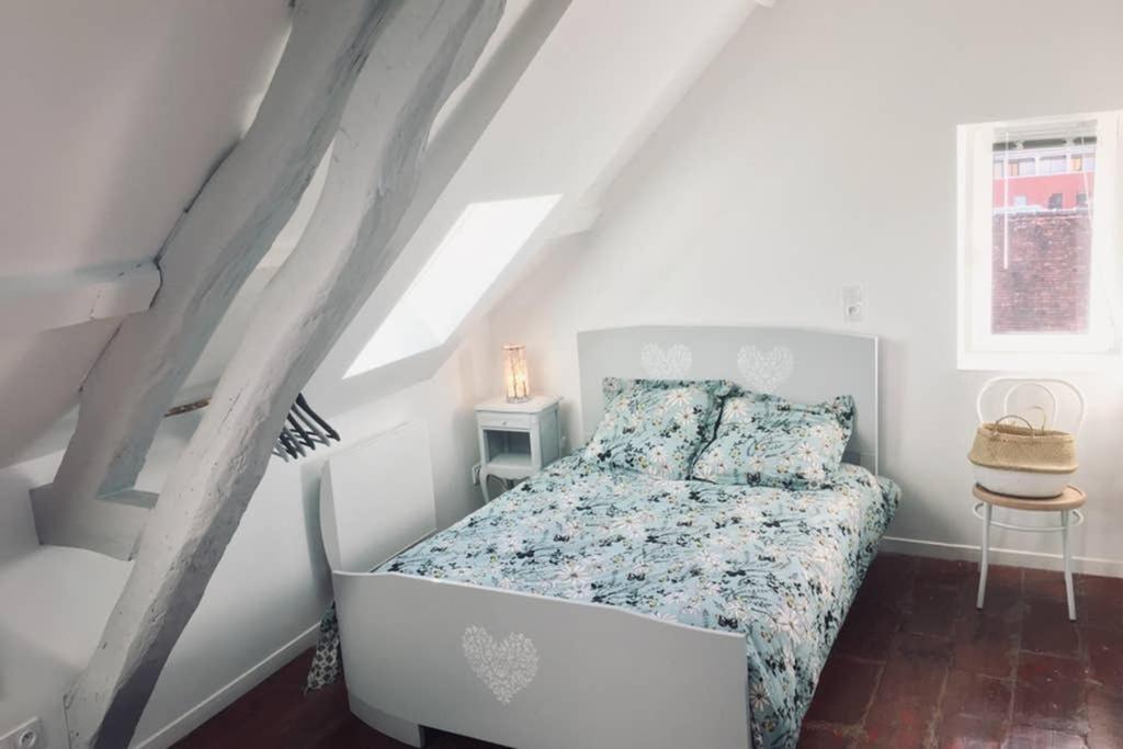 Tonnerre Grand Studio De Charme Au Coeur De La Ville Ngoại thất bức ảnh