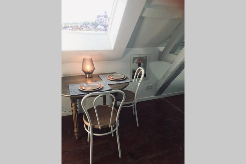 Tonnerre Grand Studio De Charme Au Coeur De La Ville Ngoại thất bức ảnh